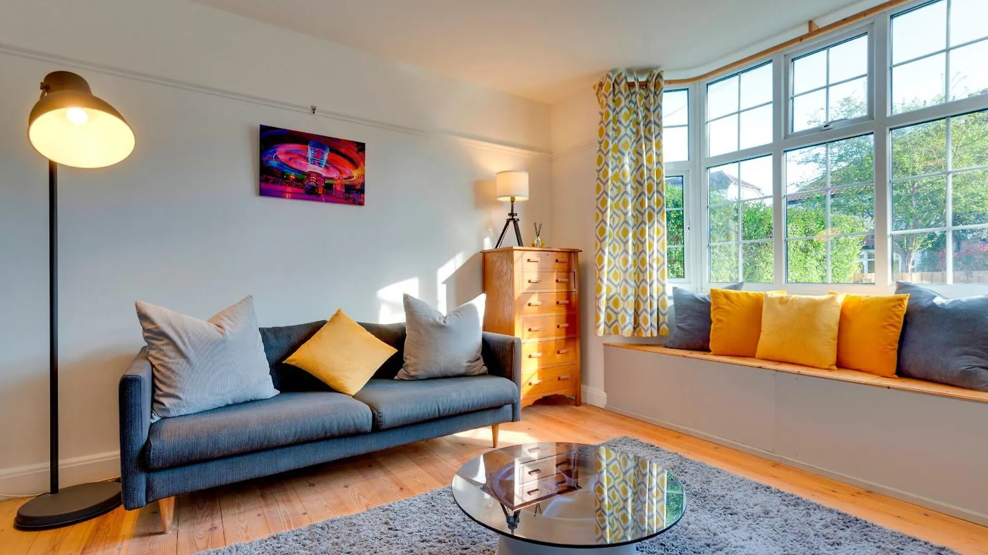 Апартаменты Stylish And Modern Flat With Free Parking Pass The Keys Кембридж 0*,
